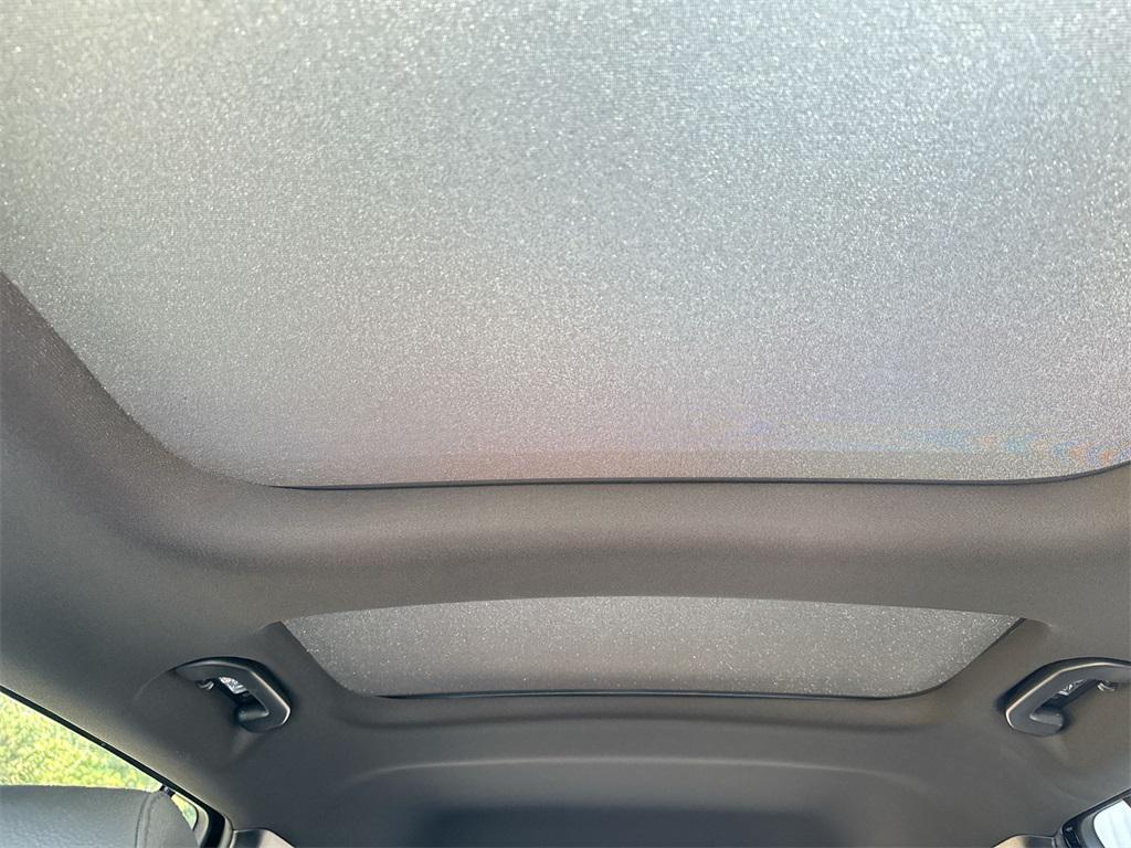 used 2024 Mercedes-Benz GLB 250 car, priced at $35,877