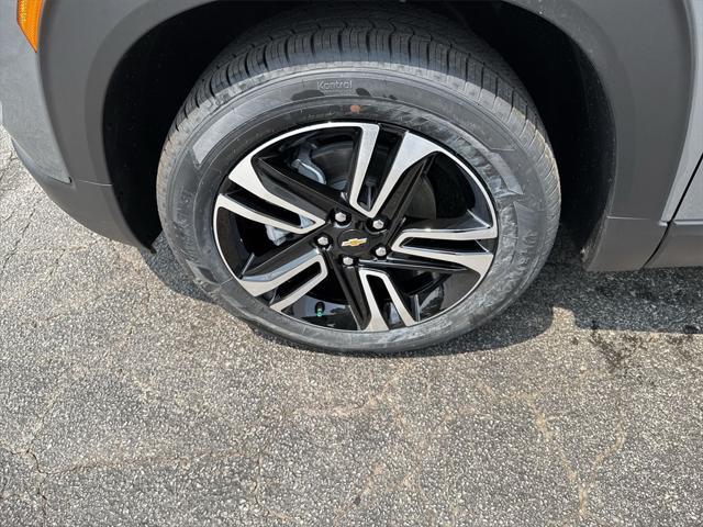 new 2025 Chevrolet TrailBlazer car, priced at $26,945