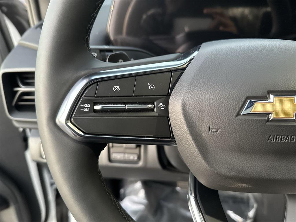 new 2025 Chevrolet Silverado EV car, priced at $61,680