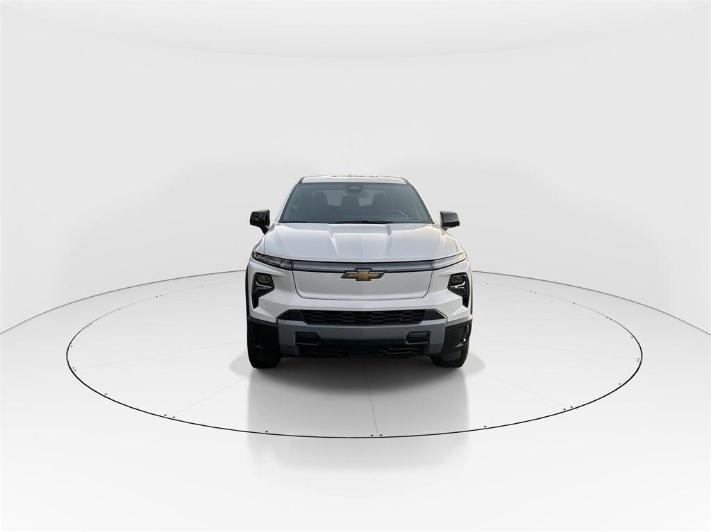 new 2025 Chevrolet Silverado EV car, priced at $61,680