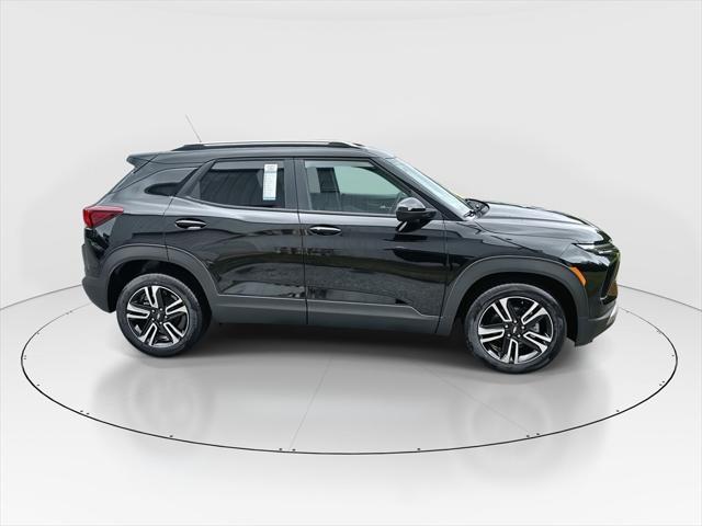 new 2025 Chevrolet TrailBlazer car, priced at $26,945