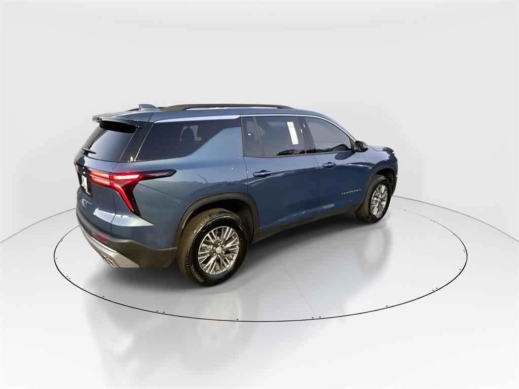 used 2025 Chevrolet Traverse car, priced at $36,922