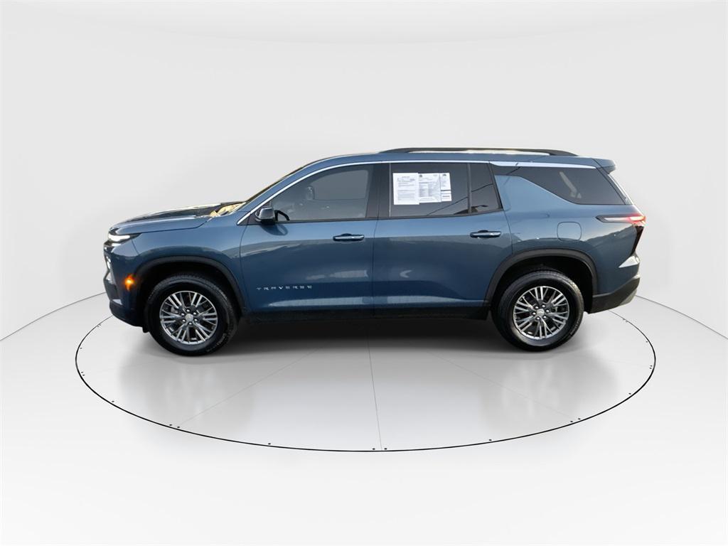 used 2025 Chevrolet Traverse car, priced at $36,922