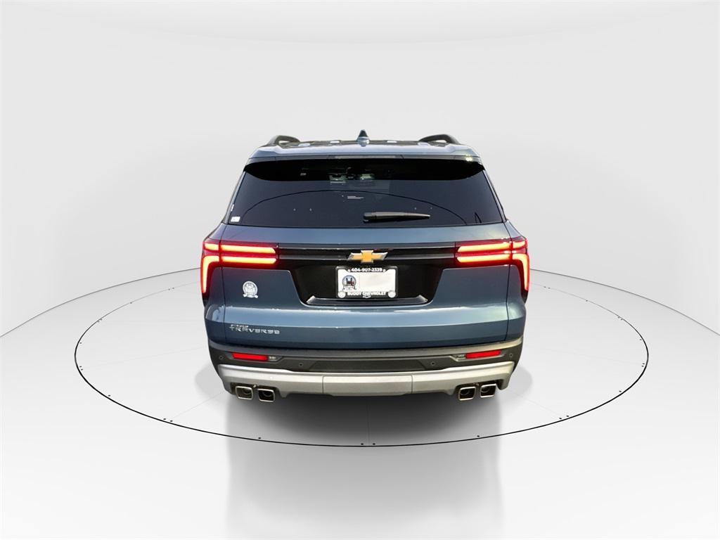 used 2025 Chevrolet Traverse car, priced at $36,922