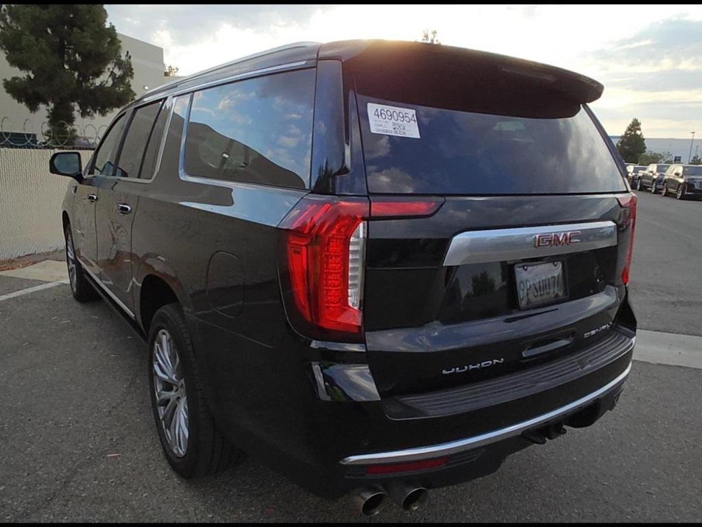 used 2022 GMC Yukon XL car, priced at $42,853