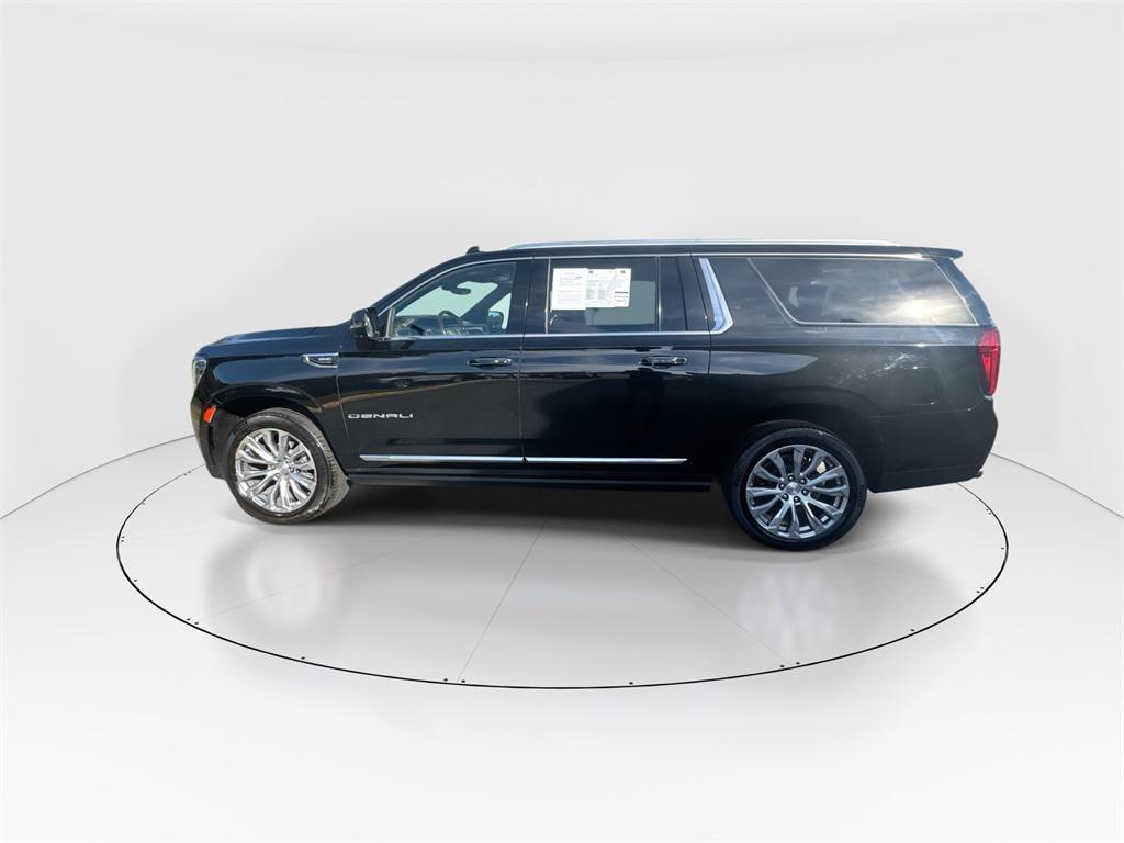 used 2022 GMC Yukon XL car, priced at $42,776
