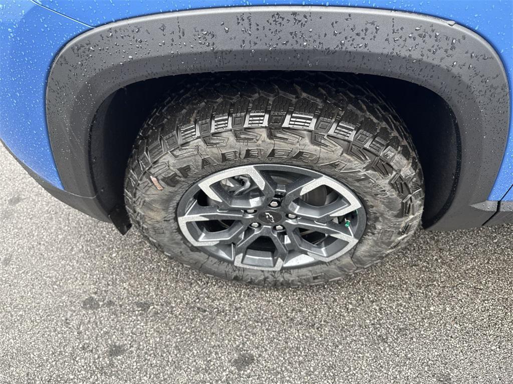 new 2025 Chevrolet Equinox car, priced at $34,896