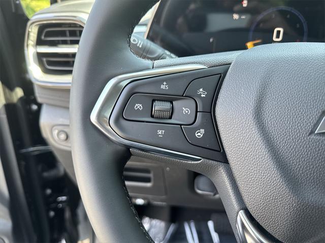 new 2025 Chevrolet TrailBlazer car, priced at $26,945