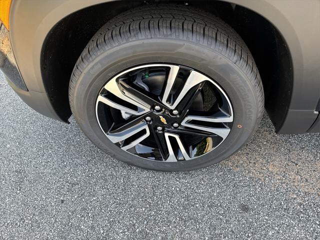 new 2025 Chevrolet TrailBlazer car, priced at $26,945