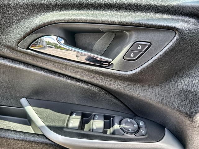 new 2025 Chevrolet Trax car, priced at $23,802
