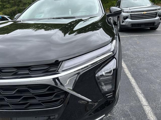 new 2025 Chevrolet Trax car, priced at $25,128