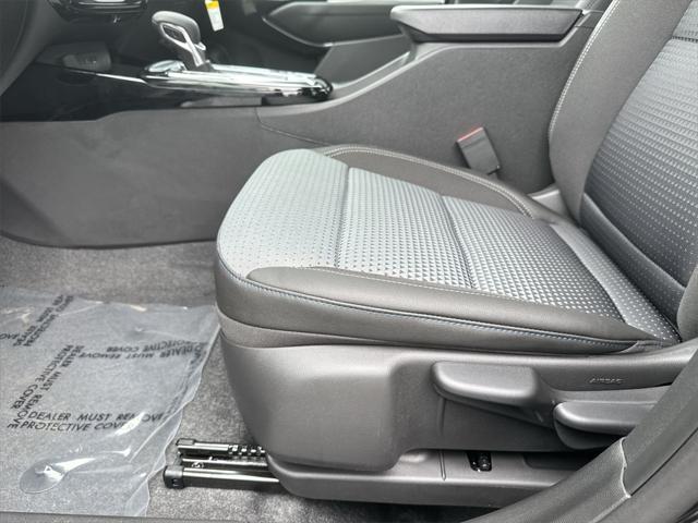 new 2025 Chevrolet Trax car, priced at $25,128