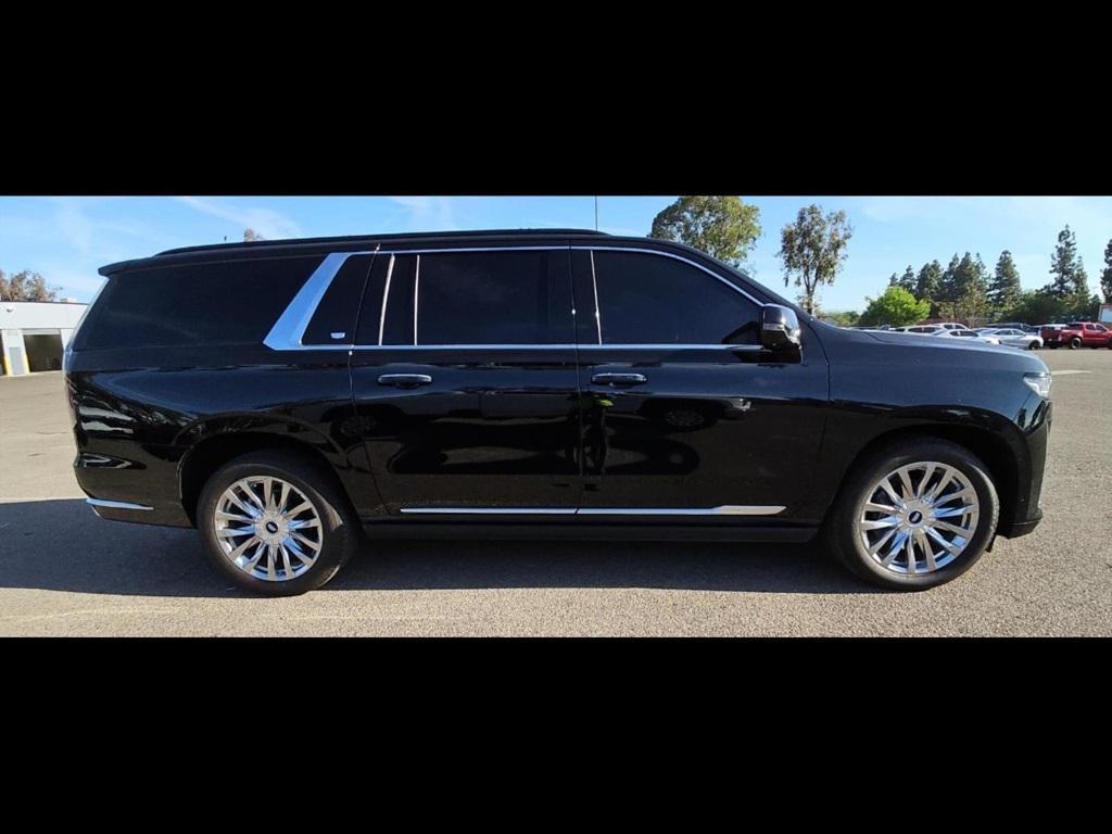 used 2022 Cadillac Escalade ESV car, priced at $57,490