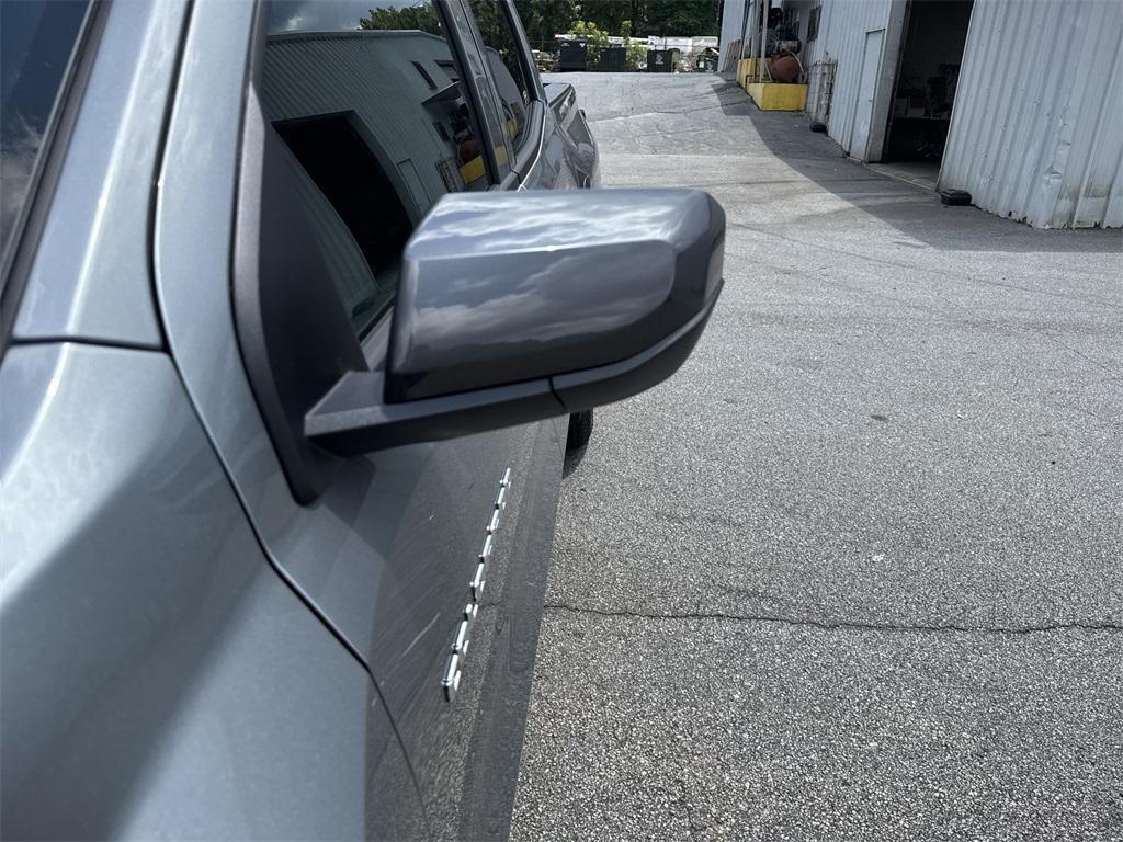 new 2025 Chevrolet Colorado car, priced at $33,064