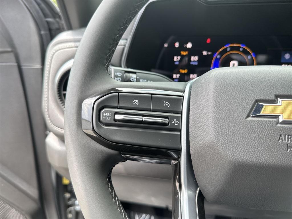 new 2025 Chevrolet Colorado car, priced at $33,064