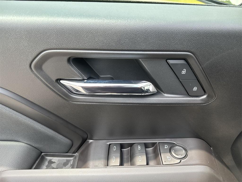 new 2025 Chevrolet Colorado car, priced at $33,064