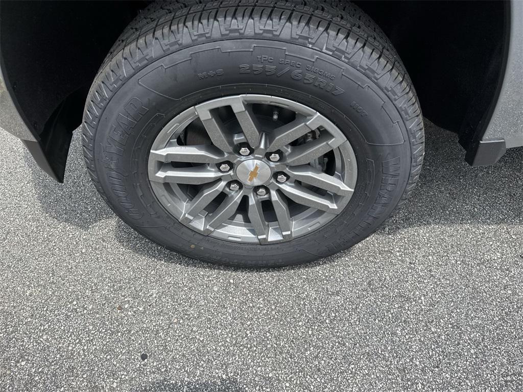 new 2025 Chevrolet Colorado car, priced at $33,064