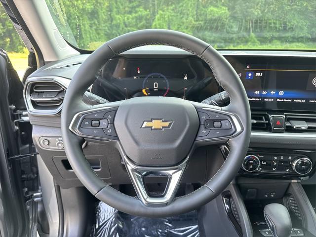 new 2025 Chevrolet TrailBlazer car, priced at $26,945