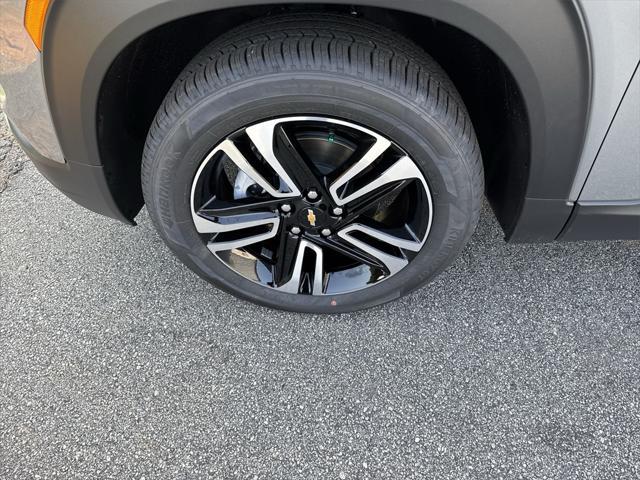 new 2025 Chevrolet TrailBlazer car, priced at $26,945