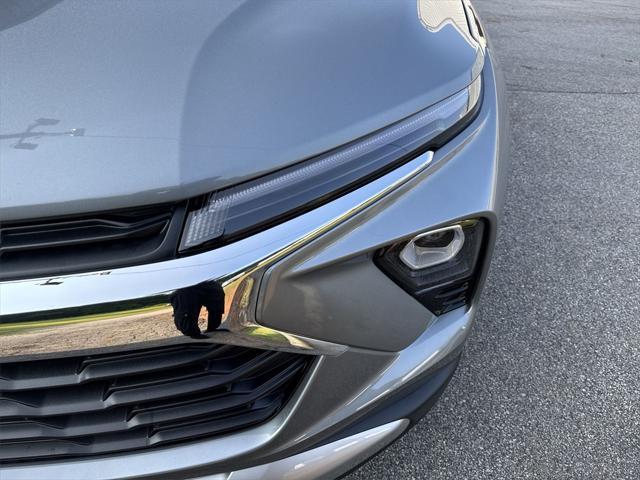 new 2025 Chevrolet TrailBlazer car, priced at $26,945