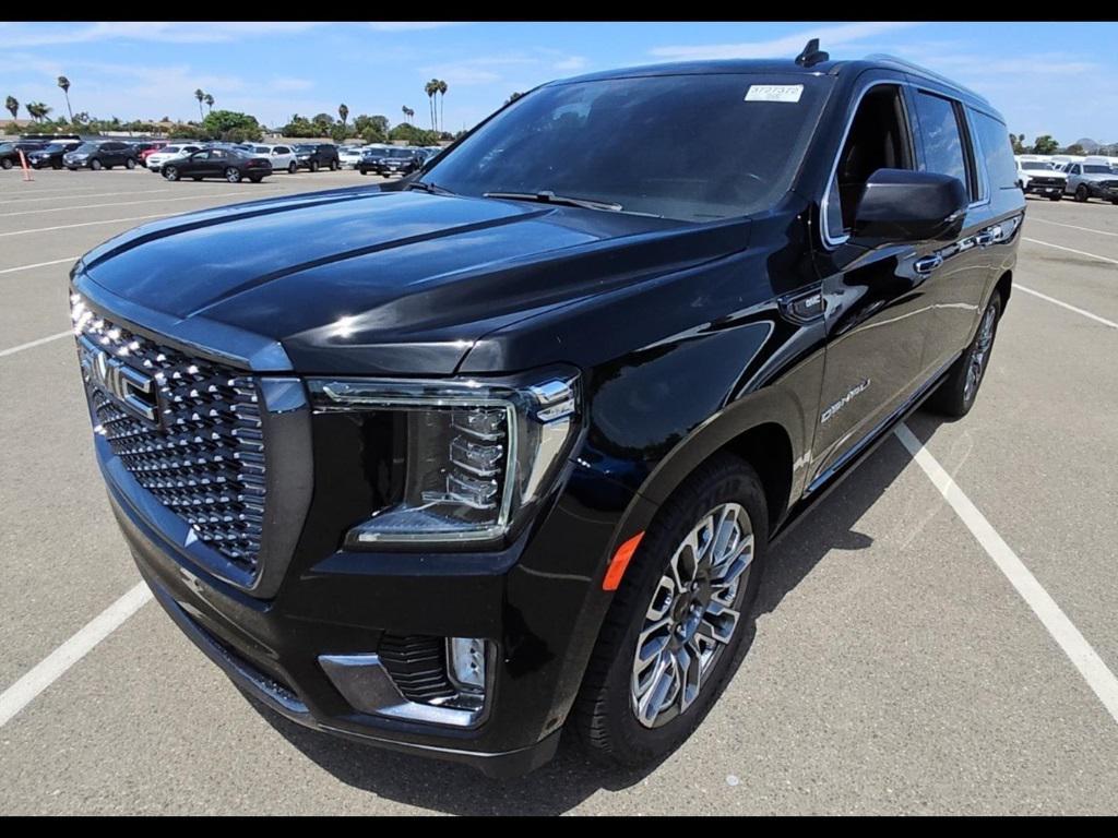 used 2023 GMC Yukon XL car, priced at $68,593