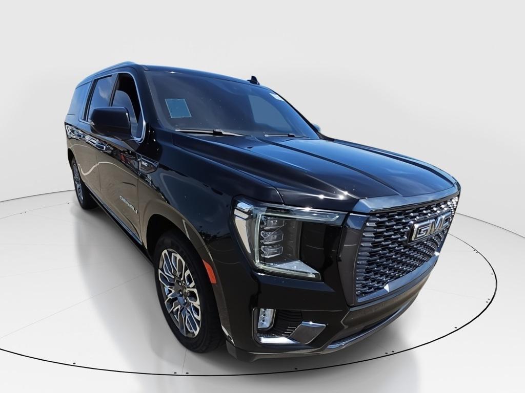 used 2023 GMC Yukon XL car, priced at $68,672