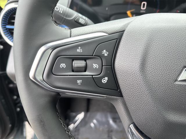 new 2025 Chevrolet Trax car, priced at $25,250