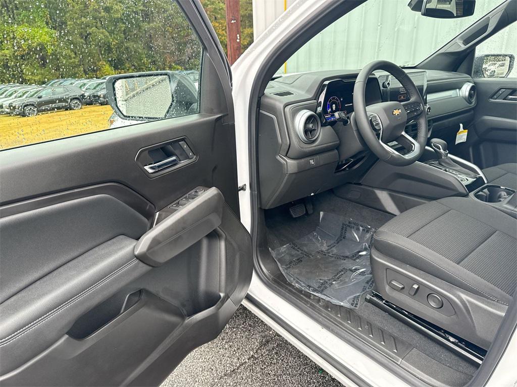 new 2025 Chevrolet Colorado car, priced at $35,288