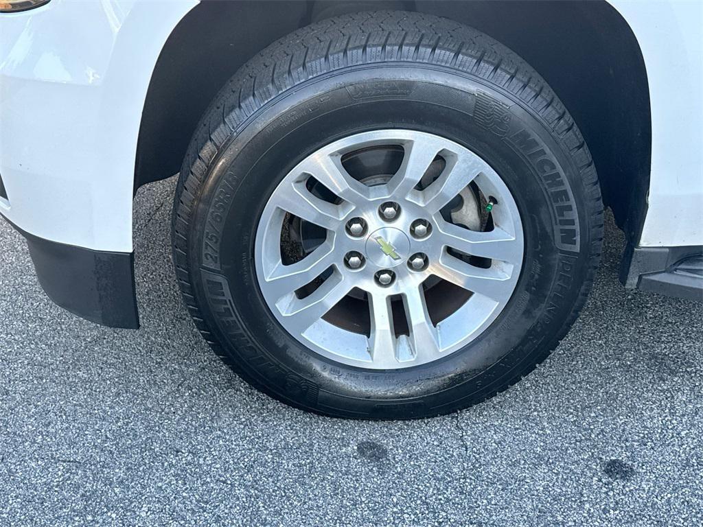 used 2015 Chevrolet Suburban car, priced at $13,862