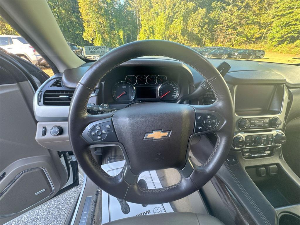 used 2015 Chevrolet Suburban car, priced at $13,862