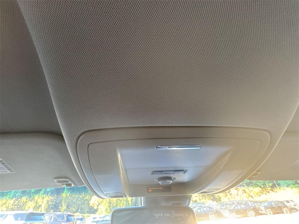 used 2015 Chevrolet Suburban car, priced at $13,862