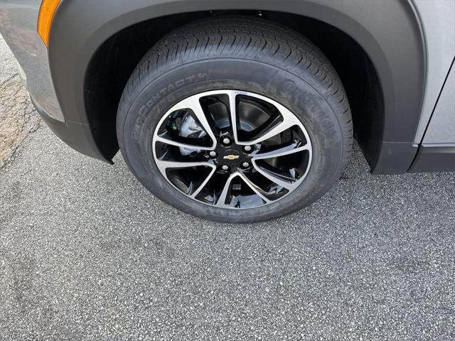new 2025 Chevrolet TrailBlazer car, priced at $26,485