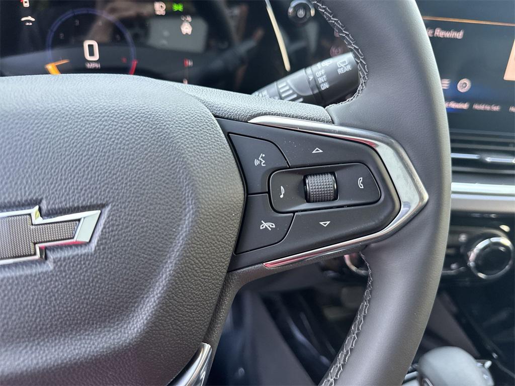 new 2025 Chevrolet Trax car, priced at $27,342