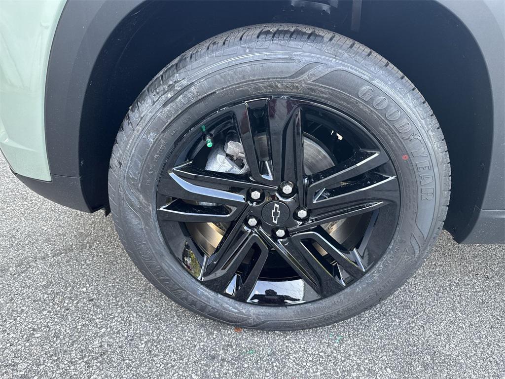 new 2025 Chevrolet Trax car, priced at $27,342