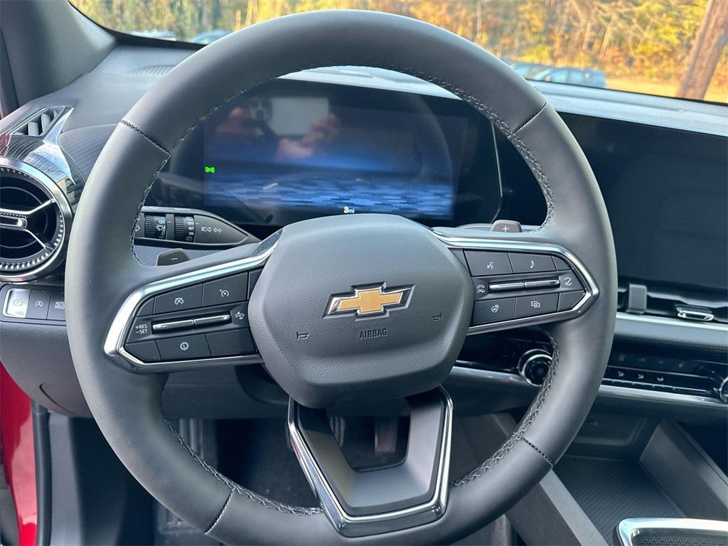 new 2026 Chevrolet Equinox car, priced at $30,548