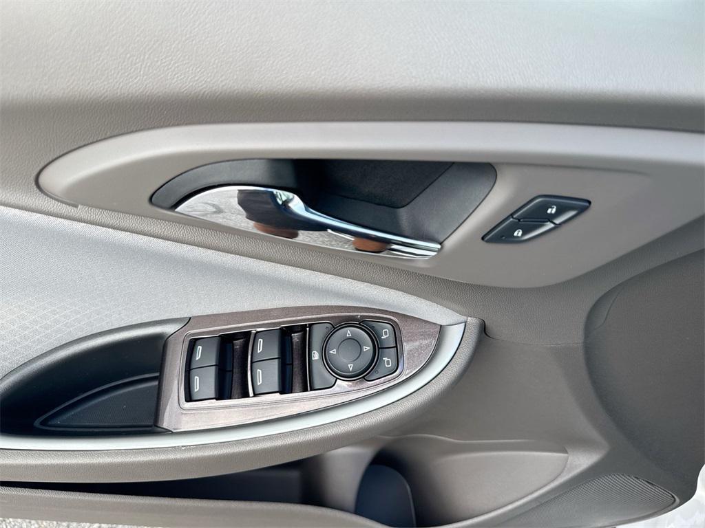 new 2024 Chevrolet Malibu car, priced at $25,795