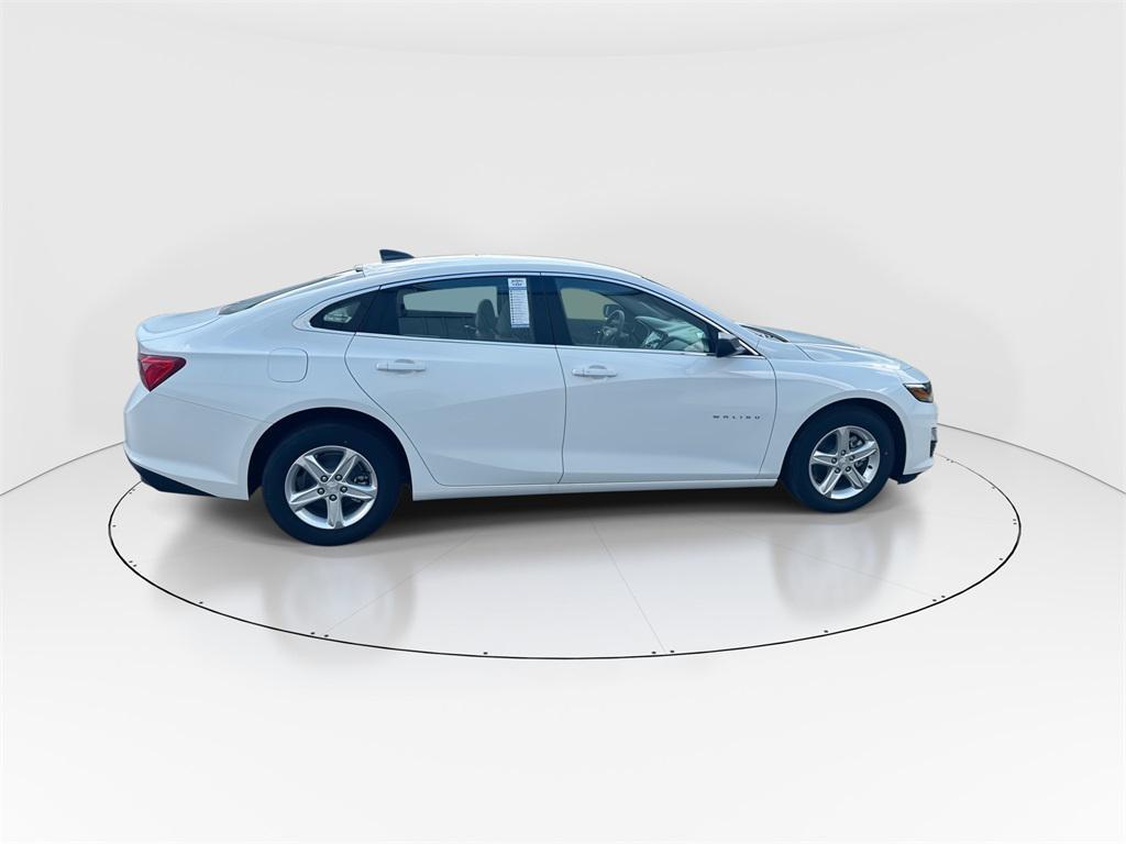 new 2024 Chevrolet Malibu car, priced at $25,795