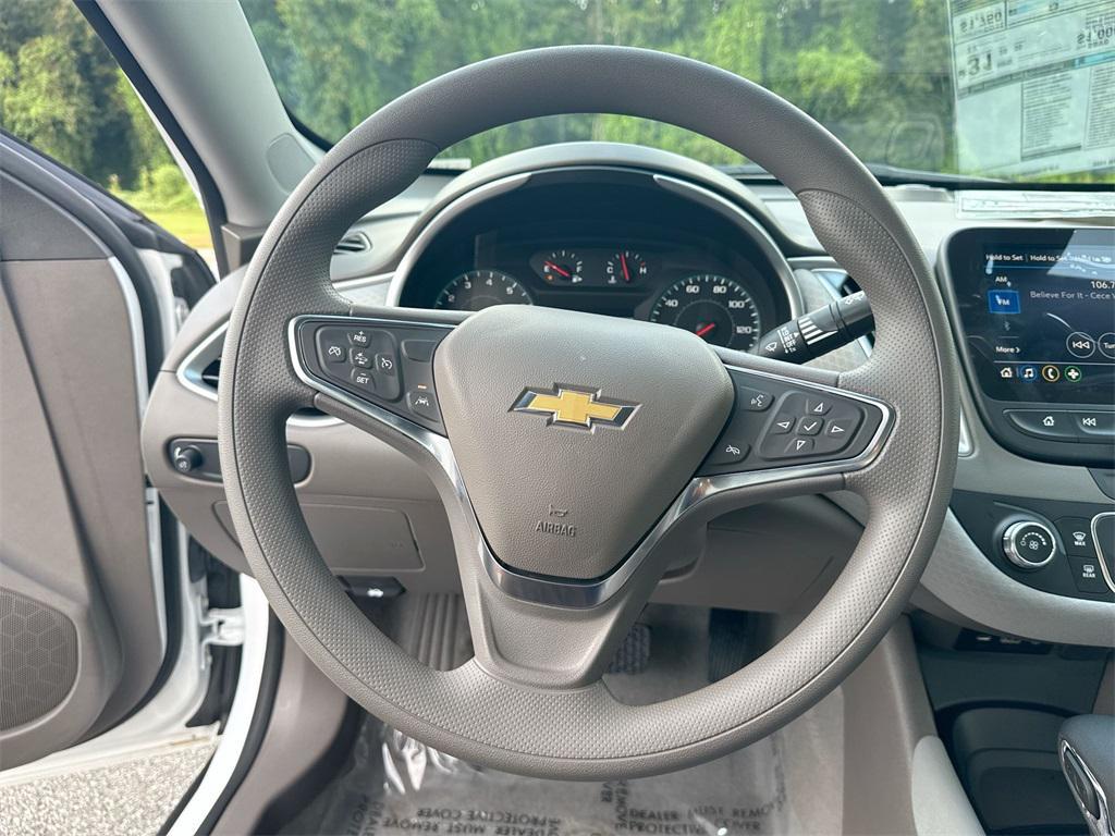 new 2024 Chevrolet Malibu car, priced at $25,795