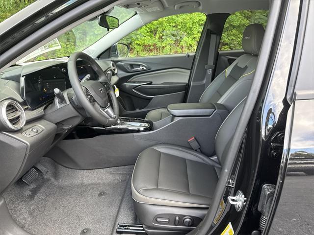 new 2025 Chevrolet Trax car, priced at $25,566