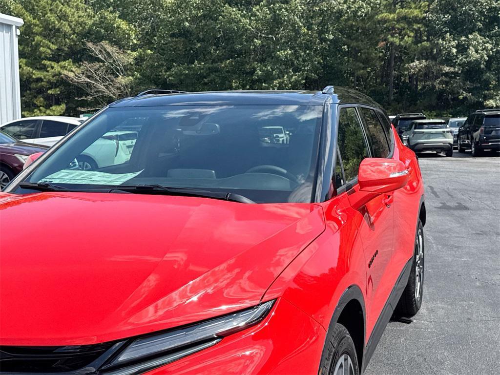 new 2025 Chevrolet Blazer car, priced at $42,372