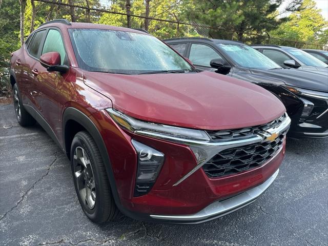 new 2025 Chevrolet Trax car, priced at $23,999