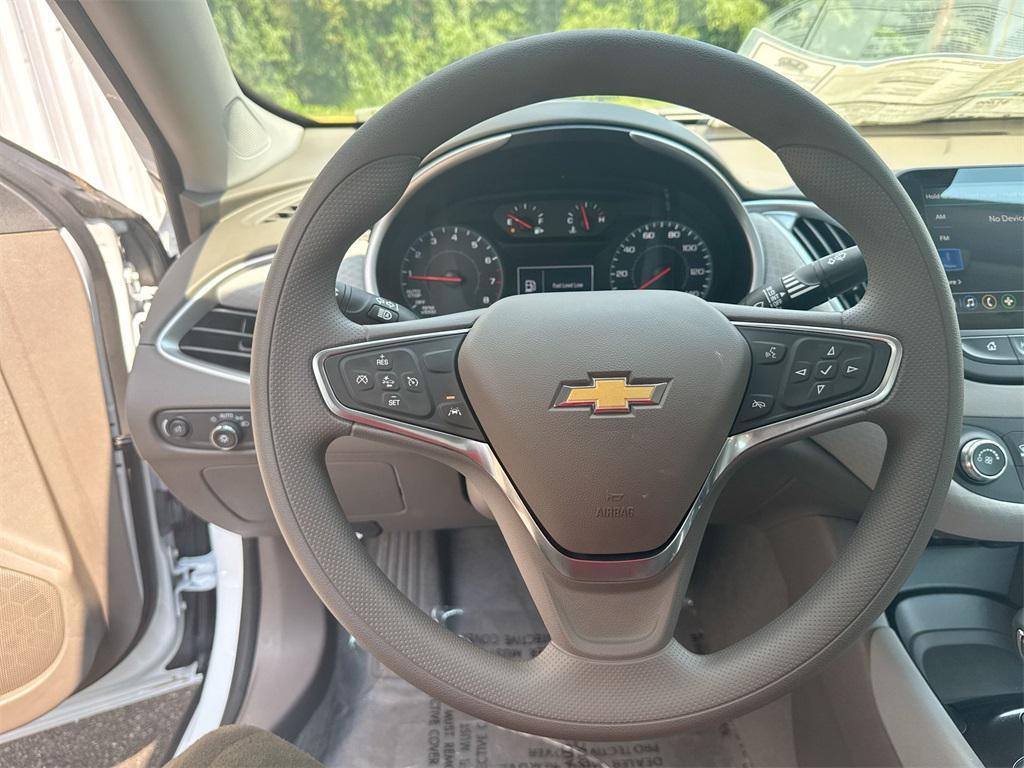new 2024 Chevrolet Malibu car, priced at $25,795