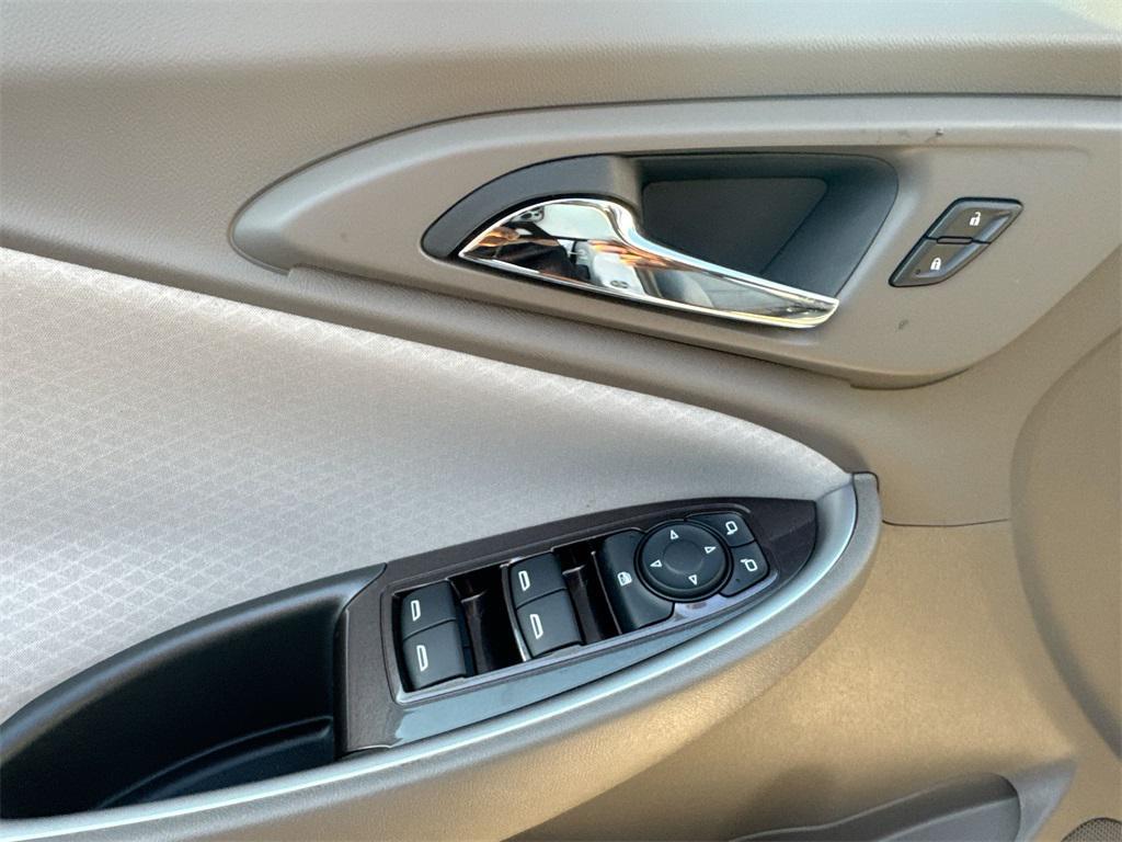 used 2024 Chevrolet Malibu car, priced at $25,795