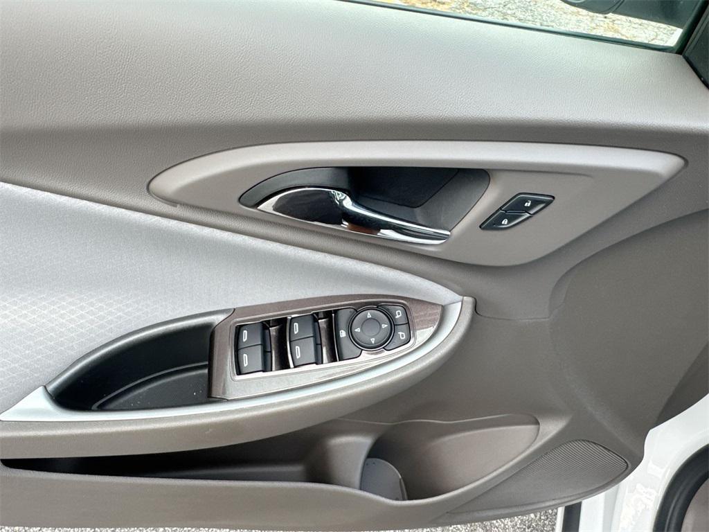 new 2024 Chevrolet Malibu car, priced at $25,795