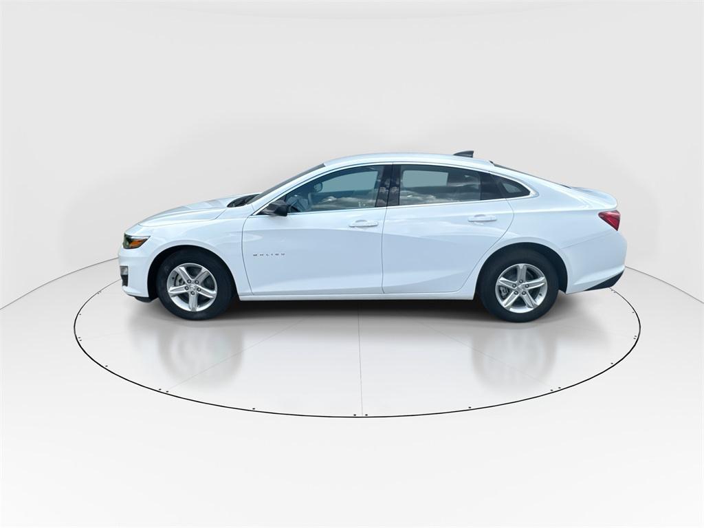 new 2024 Chevrolet Malibu car, priced at $25,795