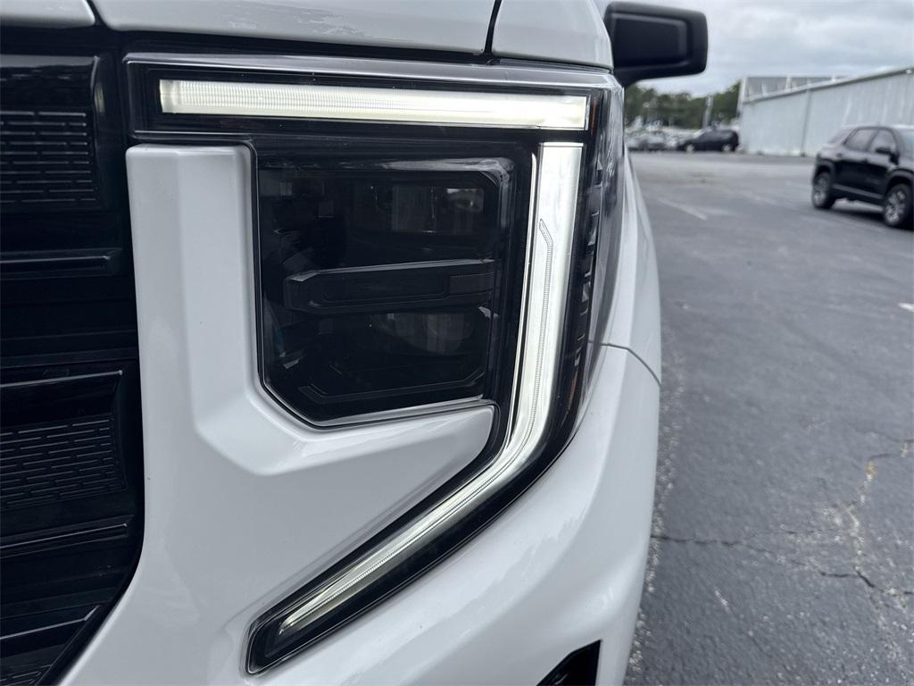 used 2023 GMC Sierra 1500 car, priced at $40,846