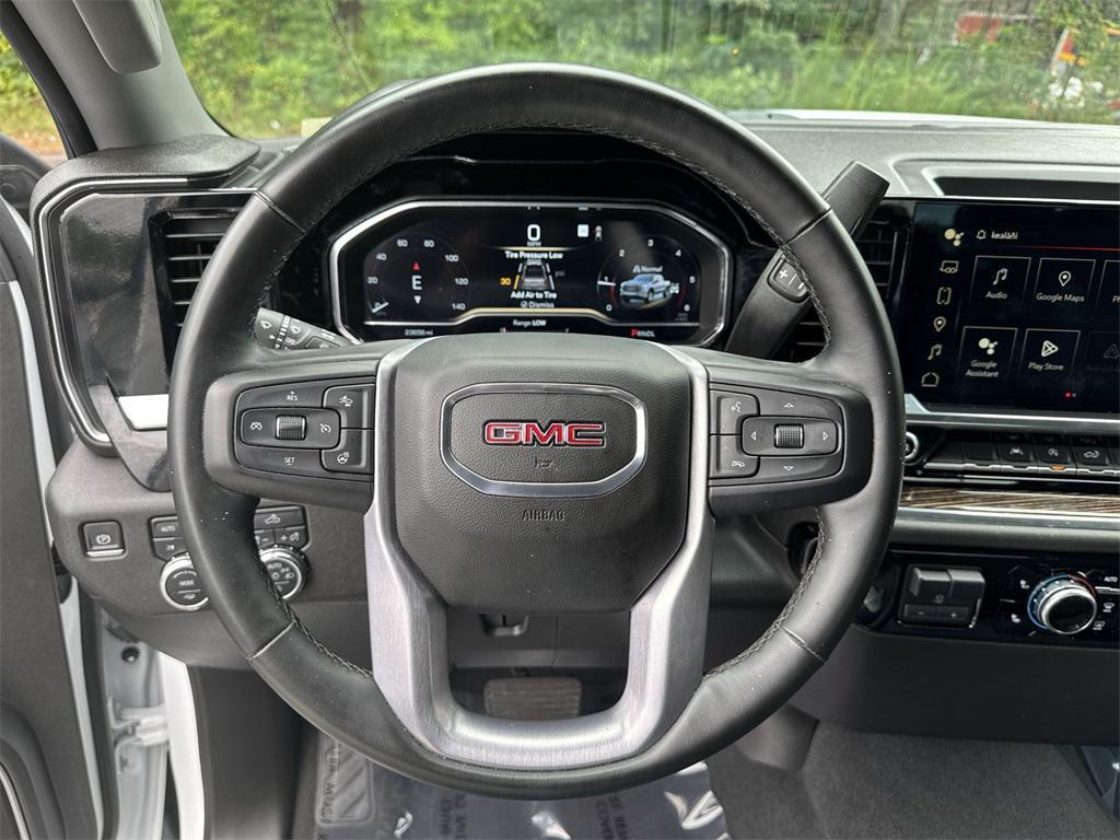 used 2023 GMC Sierra 1500 car, priced at $40,846