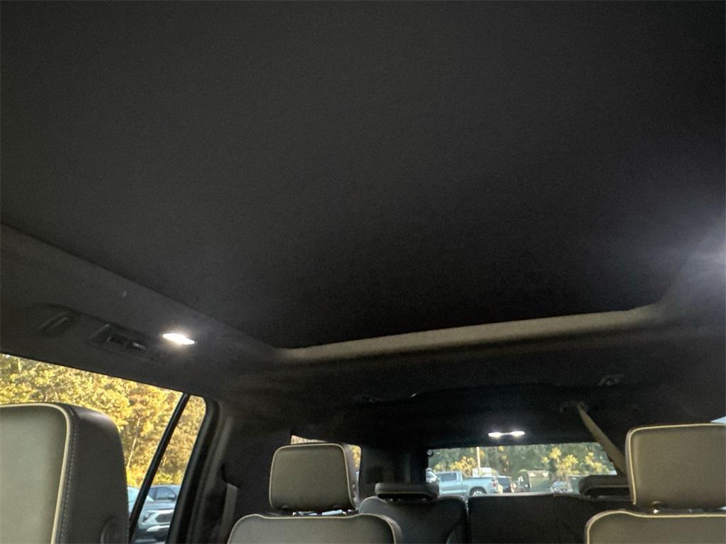 used 2023 GMC Yukon XL car, priced at $42,133