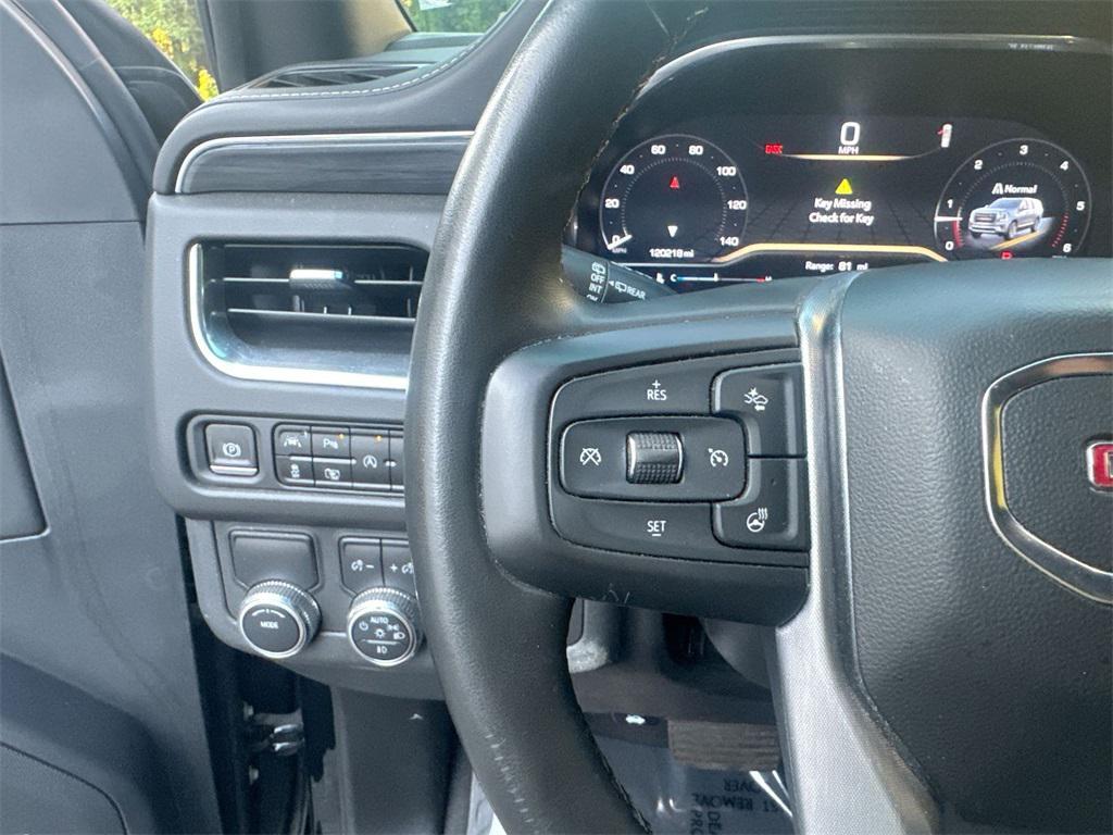 used 2023 GMC Yukon XL car, priced at $42,133