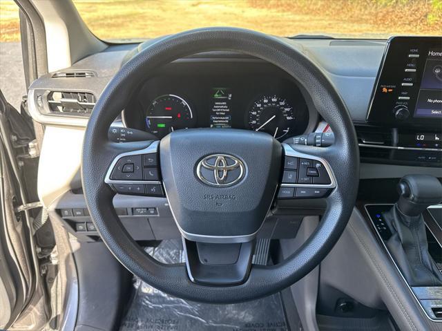 used 2021 Toyota Sienna car, priced at $29,996